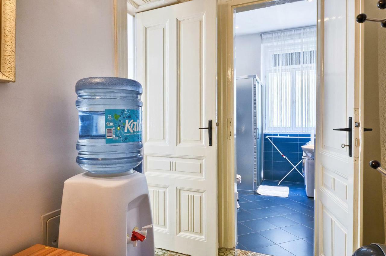 Lavender - City Room With Free Parking Pula Zewnętrze zdjęcie